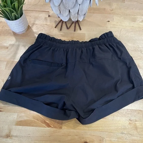 Lululemon Women's Black Shorts - Picture 3 of 8